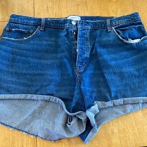 Abercrombie & Fitch The Dad Short High Rise